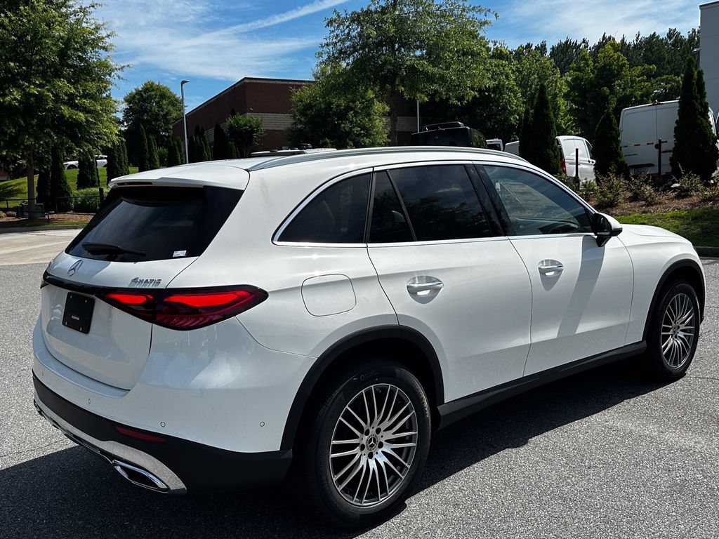 New 2026 Polar White Mercedes-Benz GLC 300 image 8