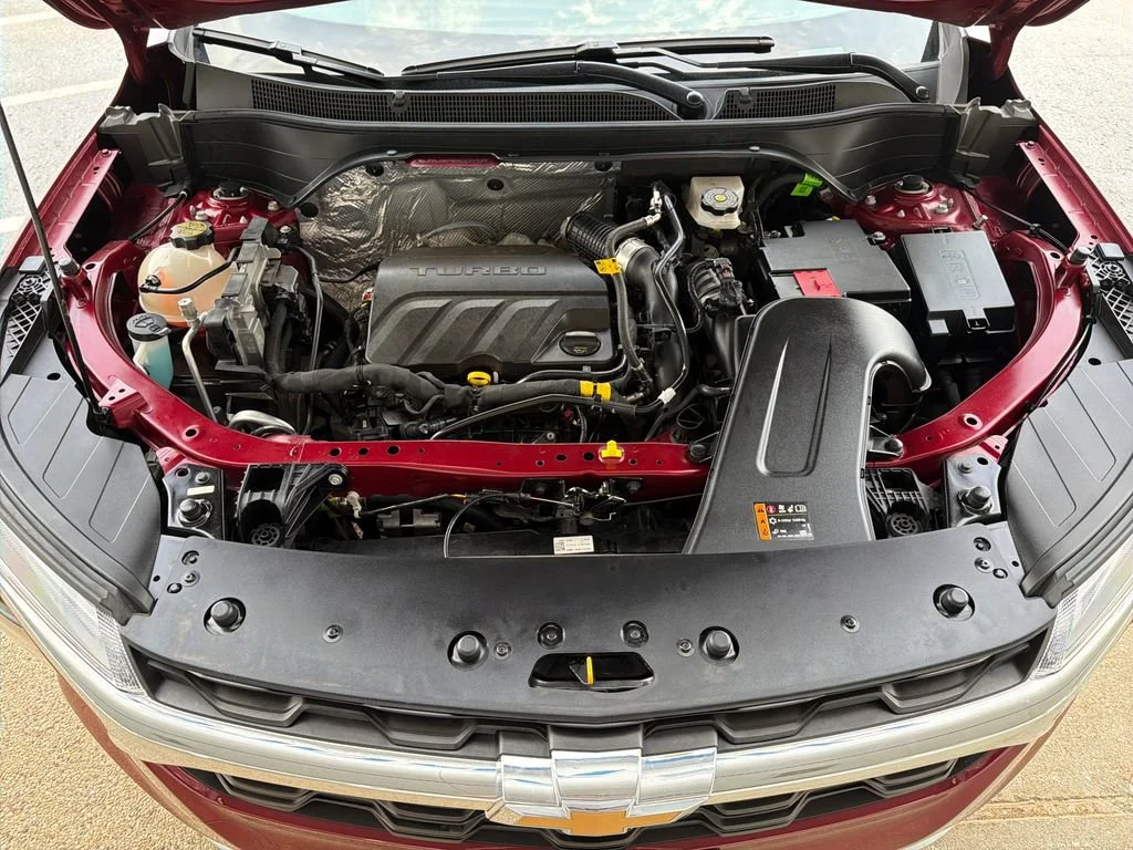 Certified Used 2025 Crimson Metallic Chevrolet LT image 24