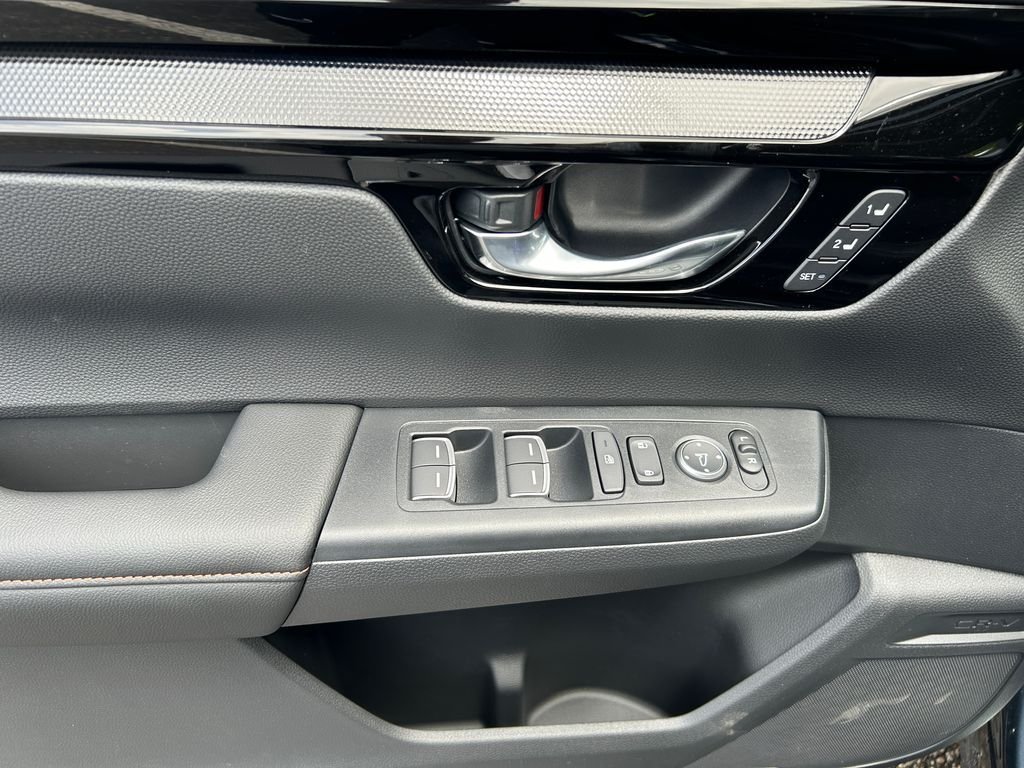 New 2027 Meteorite Gray Metallic Honda Sport Touring image 27