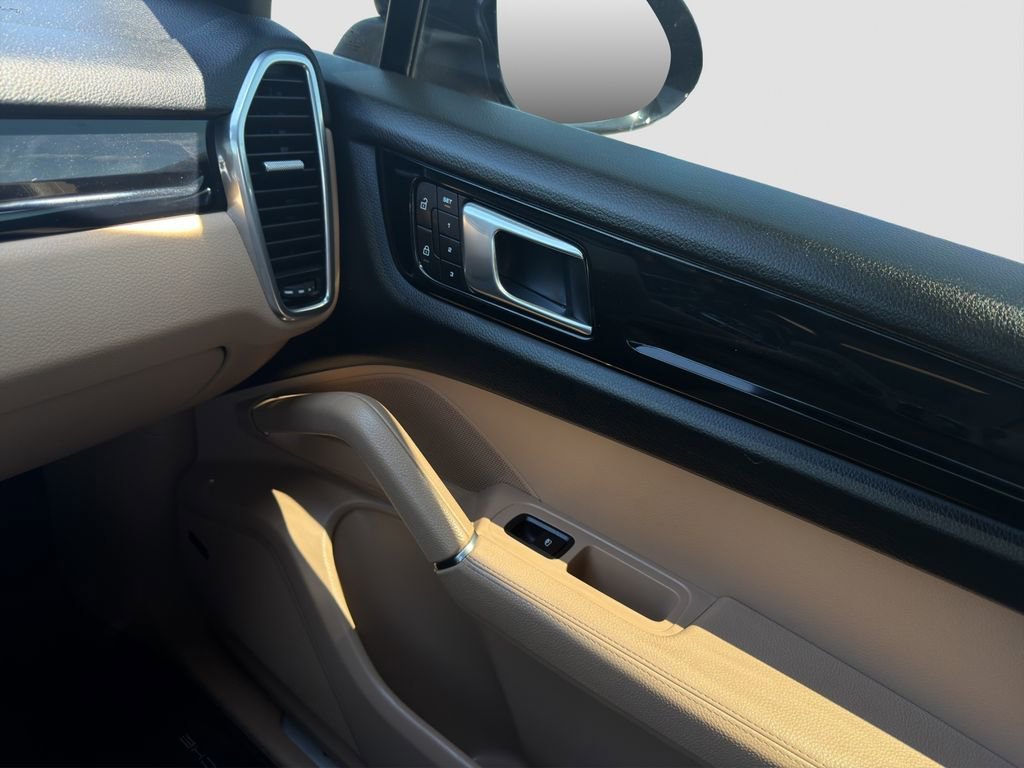2022 Porsche Cayenne Coup Platinum Edition - Photo 25