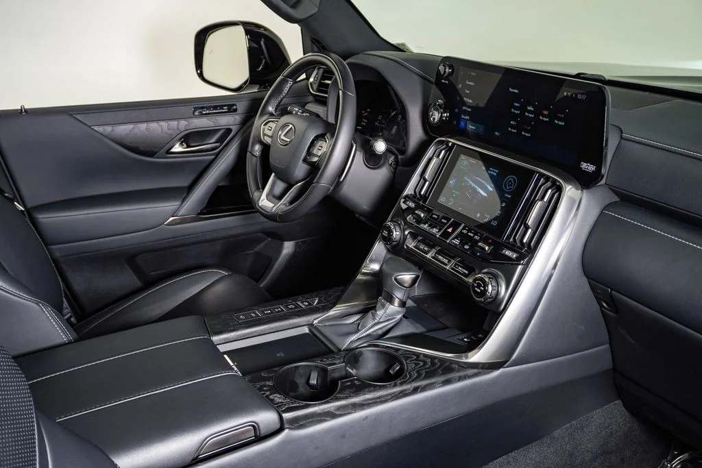 Used 2023 Manganese Luster Lexus 600 Luxury image 14