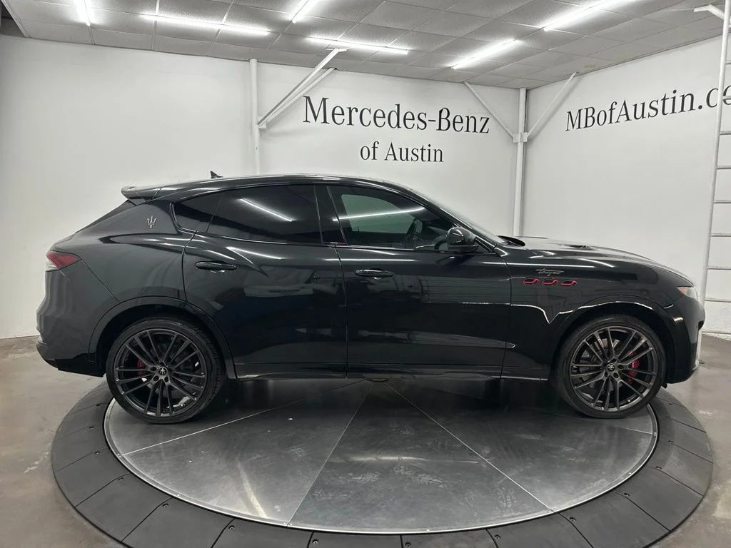 Used 2022 Black Maserati Trofeo image 8