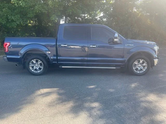 Used 2015 Blue Ford Lariat image 6