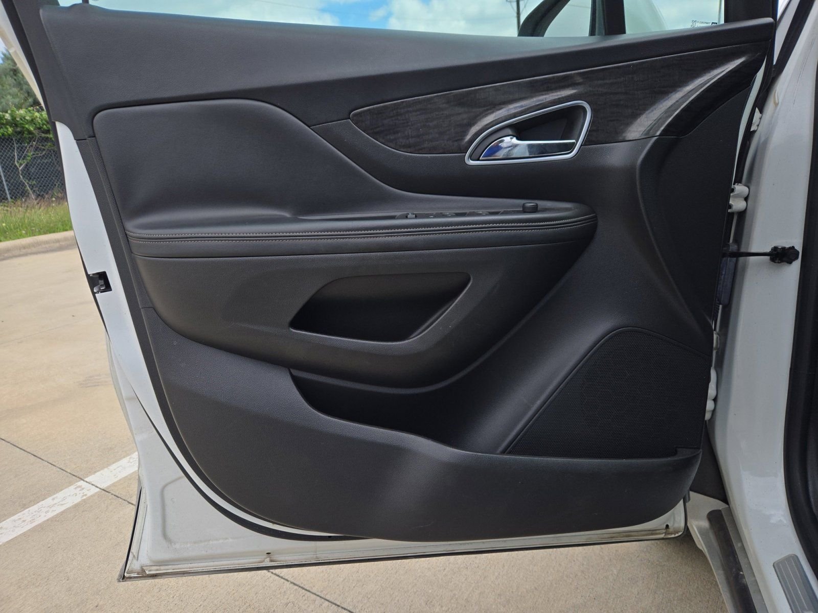 Used 2016 White Buick Convenience image 19