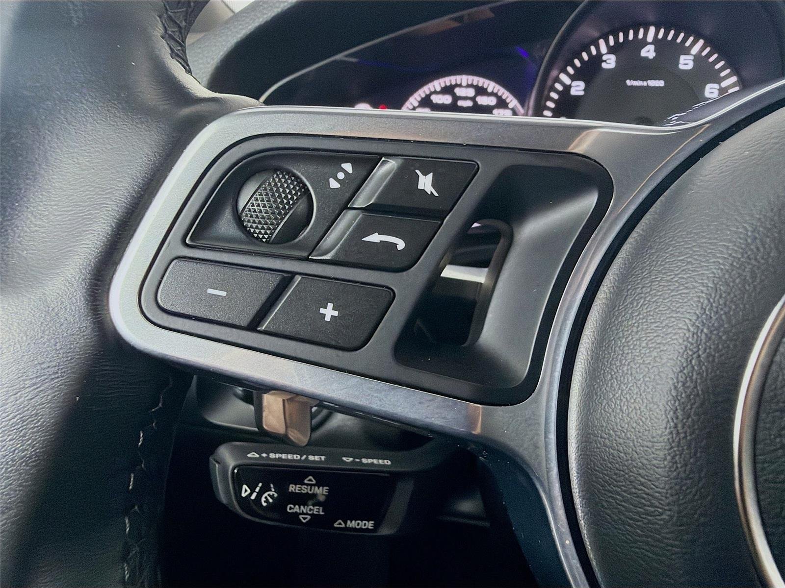 Used 2023 Chromitblack Metallic Porsche Base image 13