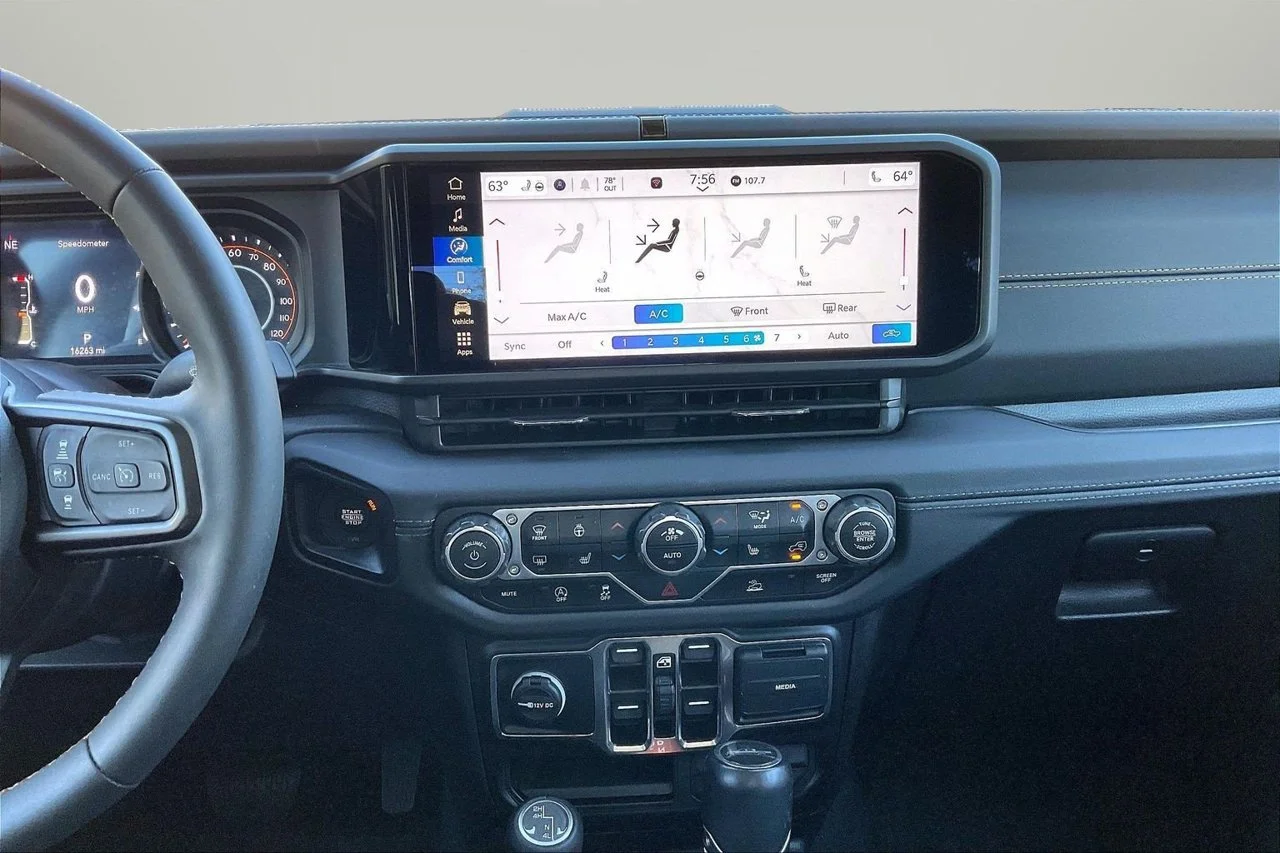 Used 2024 Gray Jeep Sport S image 12