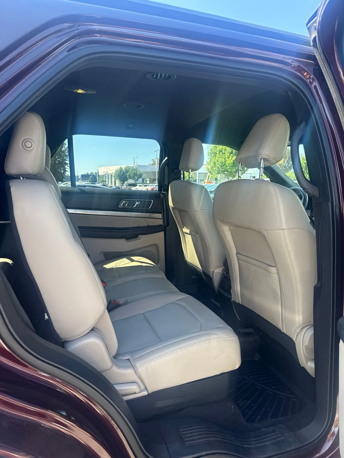Used 2019 Burgundy Ford XLT image 6