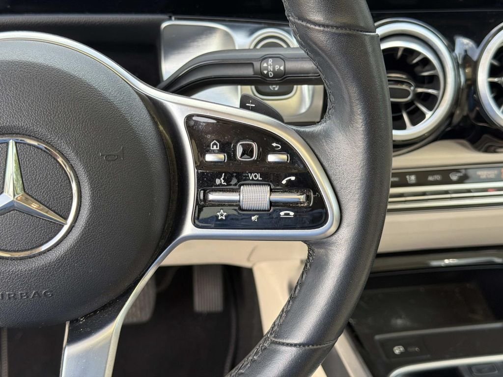 Certified Used 2023 White Mercedes-Benz GLB 250 image 24