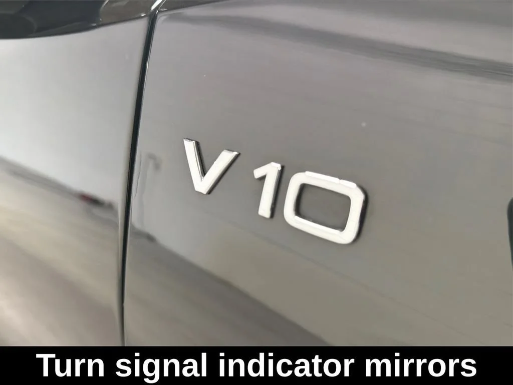 Used 2018 Black Audi 5.2 image 16