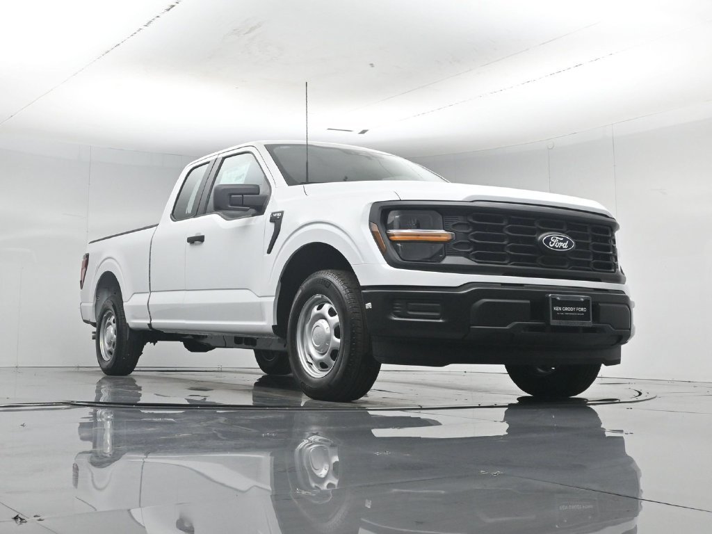 New 2026 Oxford White Ford XL image 45