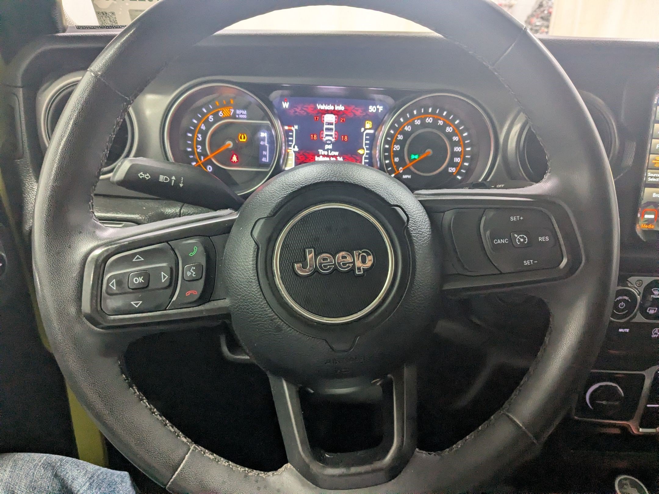 Used 2023 High Velocity Clearcoat Jeep Sport S image 11