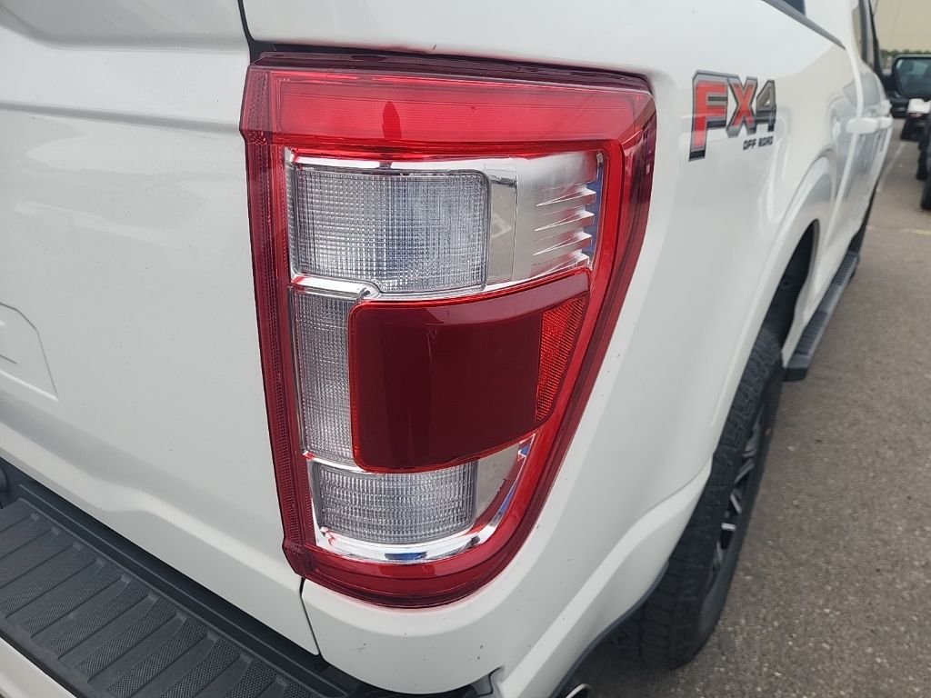 Used 2023 White Ford Lariat image 14