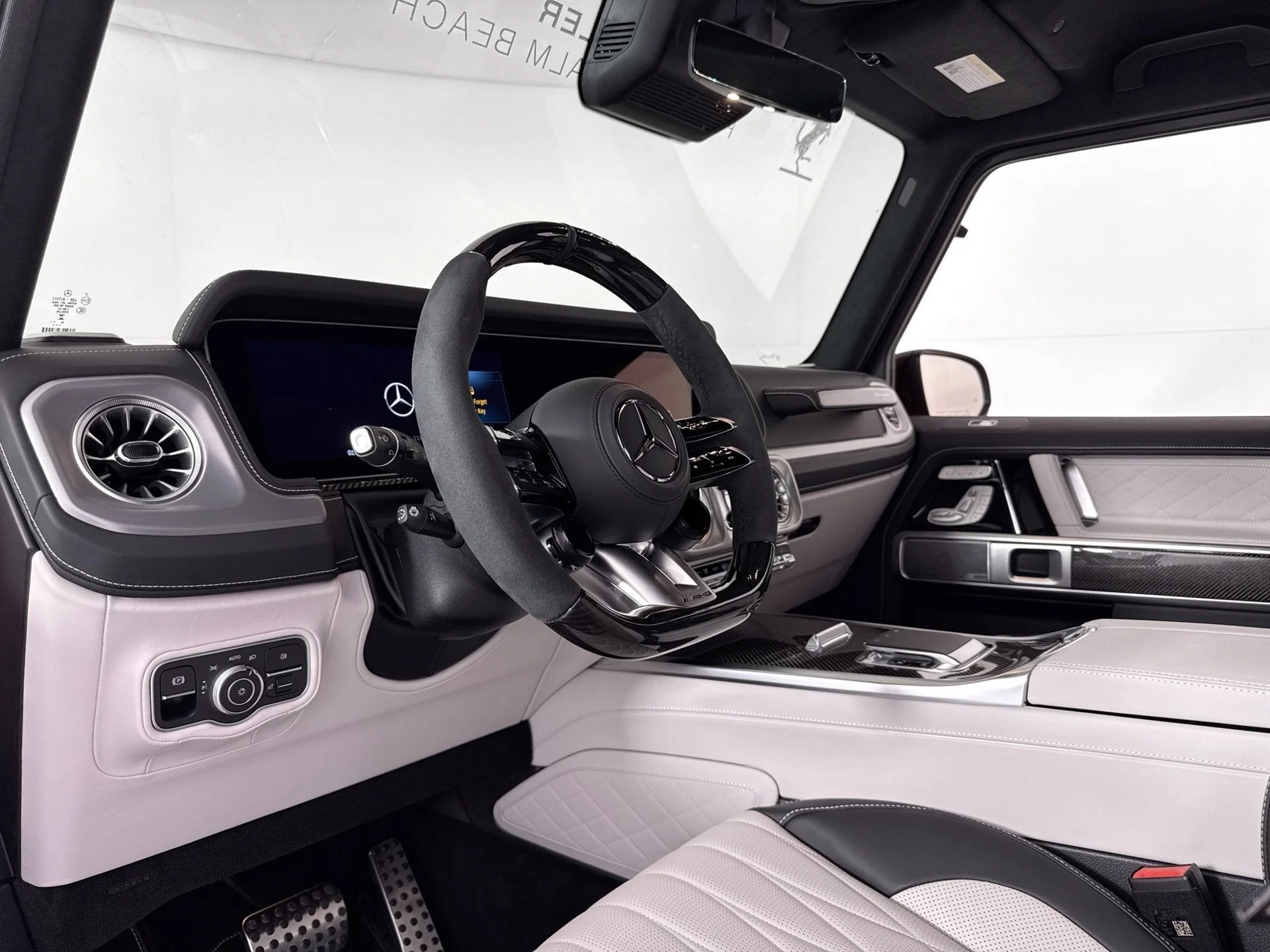 Used 2025 MANUFAKTUR Copper Orange Magno Mercedes-Benz G 63 AMG® image 20