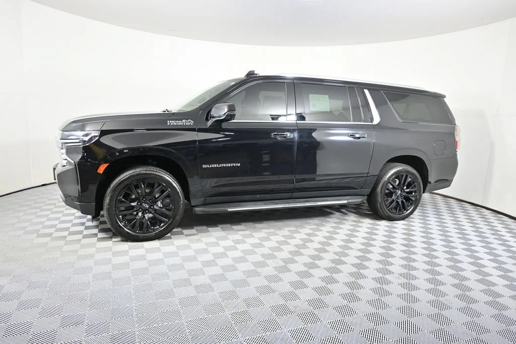 Used 2024 Chevrolet Suburban High Country with VIN 1GNSKGKL6RR143635 for sale in Forest Lake, Minnesota