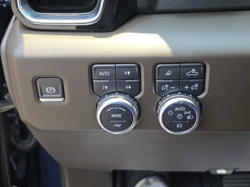 Used 2023 Pacific Blue Metallic GMC Denali image 29