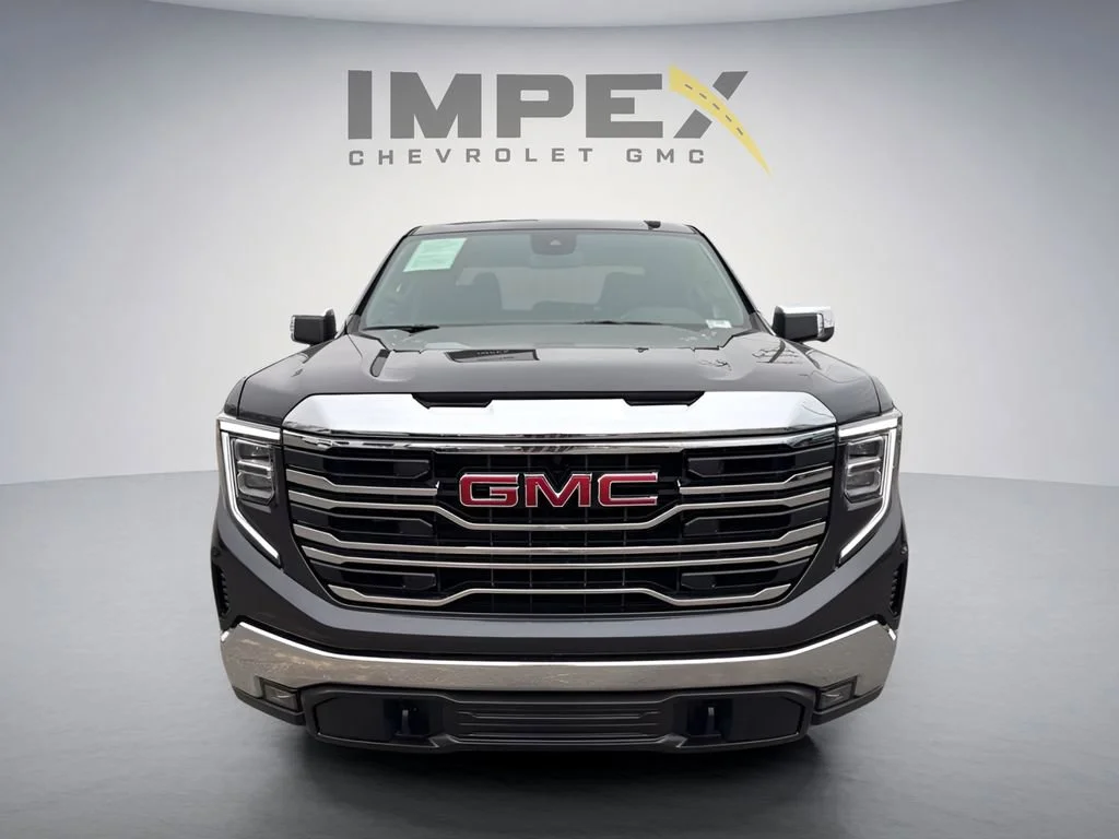 Used 2026 Titanium Rush Metallic GMC SLT image 8