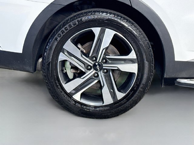 Used 2023 Snow White Pearl Kia SX Prestige image 29