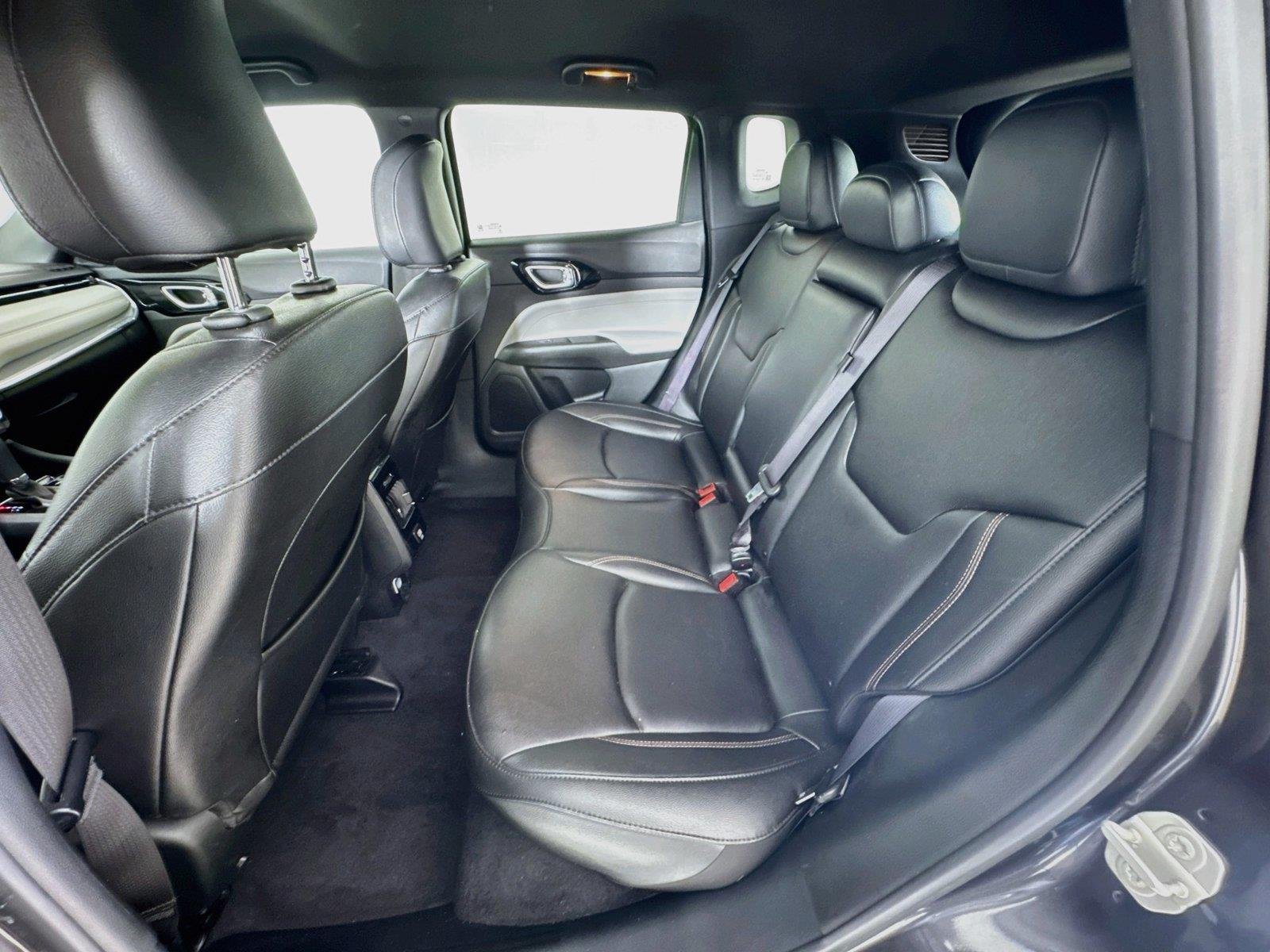Used 2024 Black Clearcoat Jeep Limited image 22