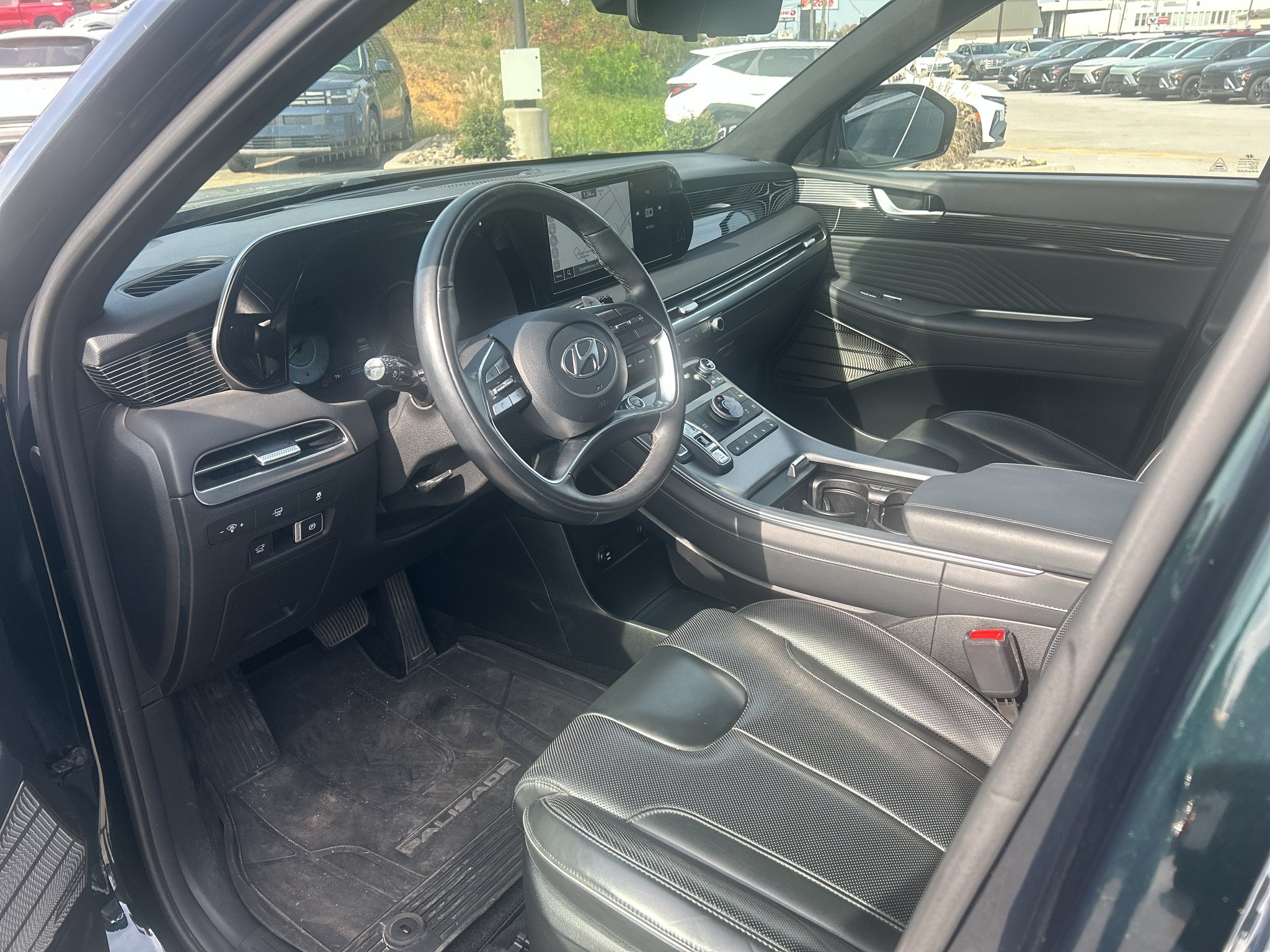 Used 2024 Robust Emerald Hyundai Calligraphy image 11
