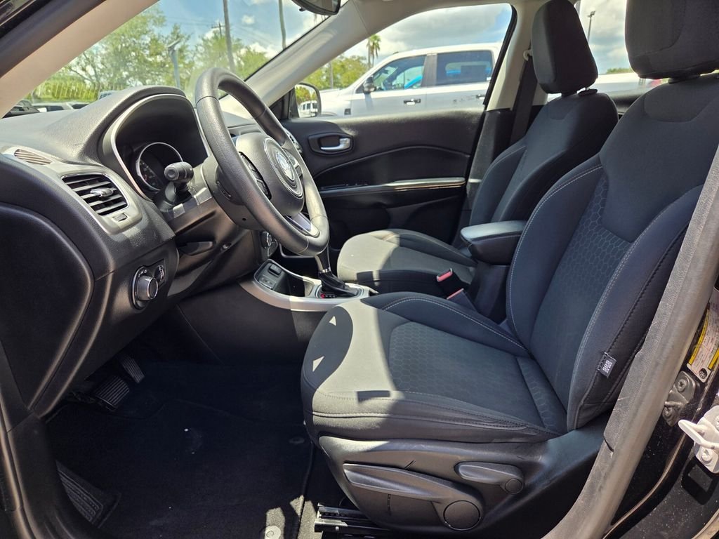 Used 2018 Black Jeep Sport image 13