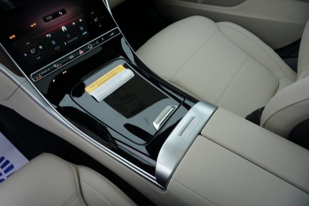 New 2026 Polar White Mercedes-Benz C 300 image 51