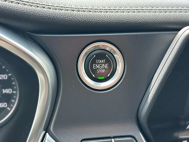 Used 2022 Silver Chevrolet LT image 26