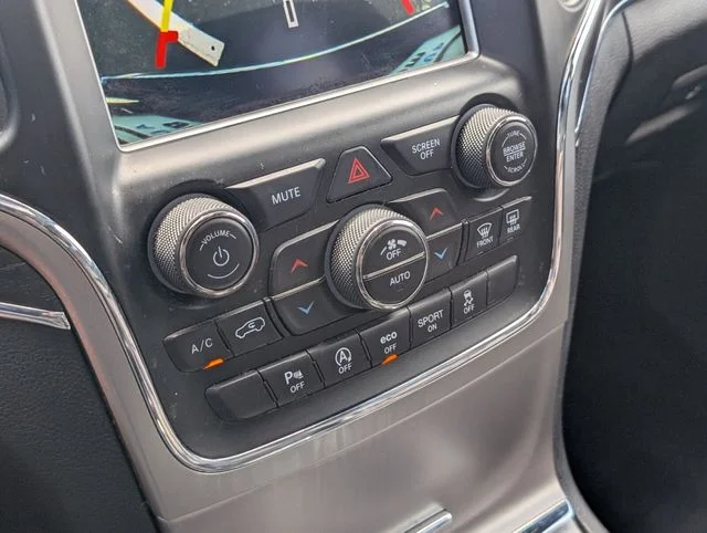 Used 2018 Black Jeep Limited image 25