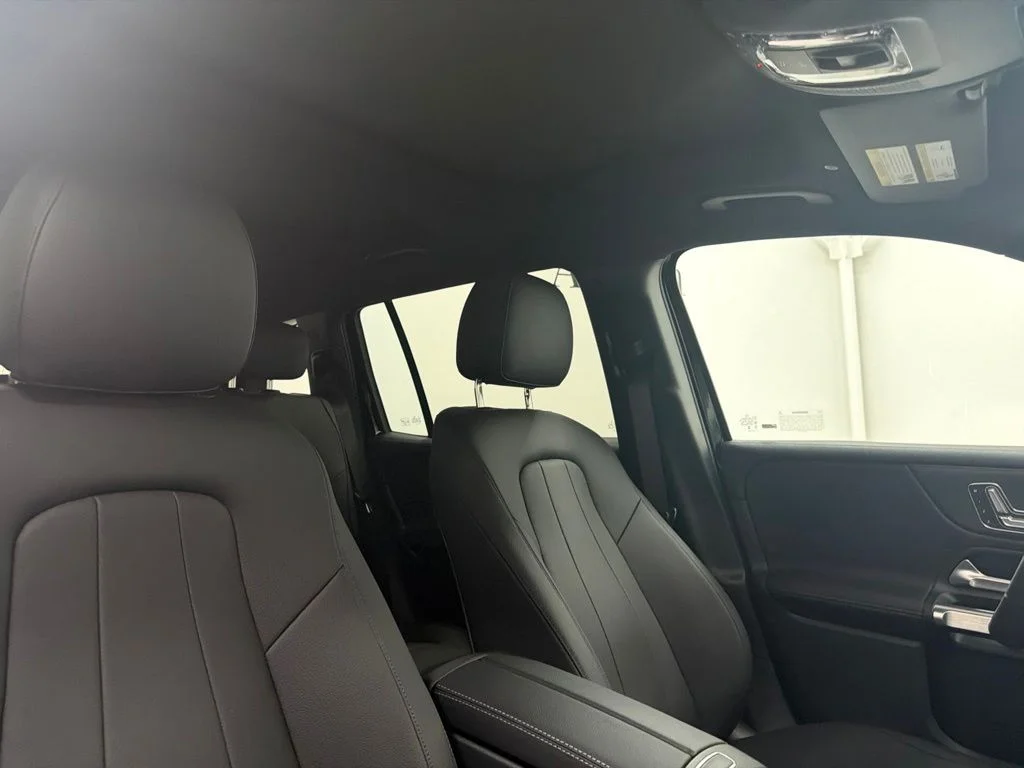 New 2026 Black Mercedes-Benz GLB 250 image 28