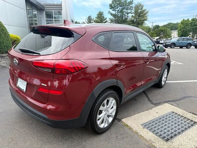 Used 2019 Red Hyundai Value image 7