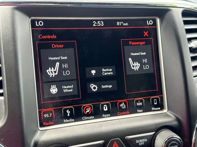Used 2018 Black Jeep Altitude image 21