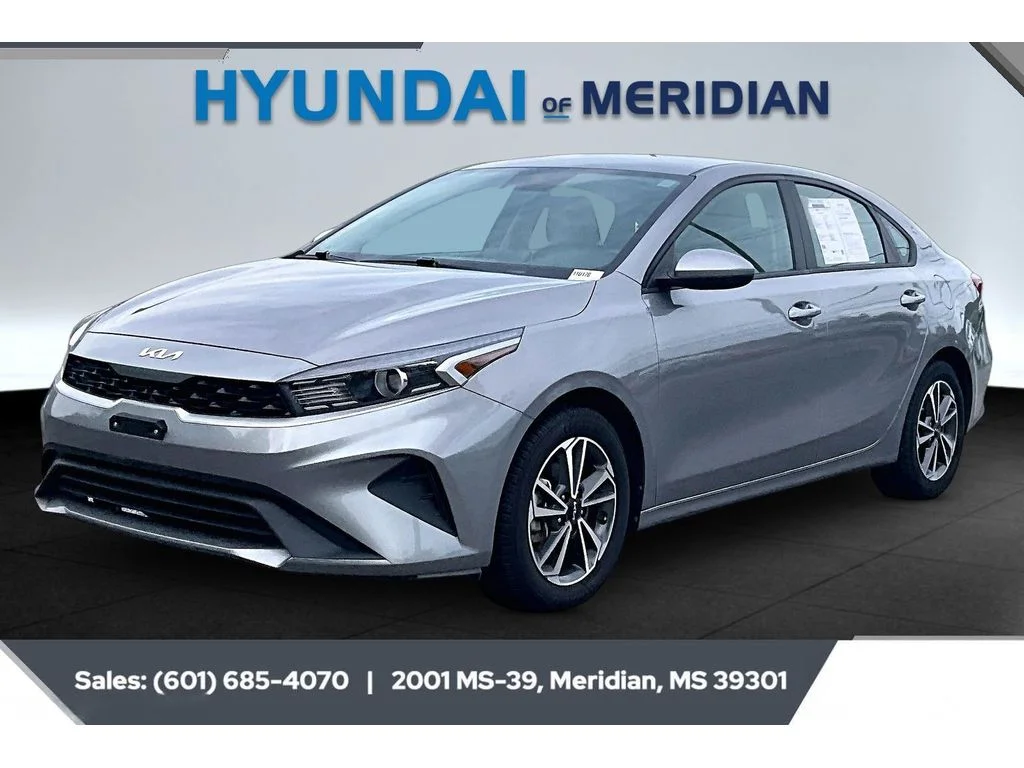 Used 2023 Steel Gray Kia LXS image 10