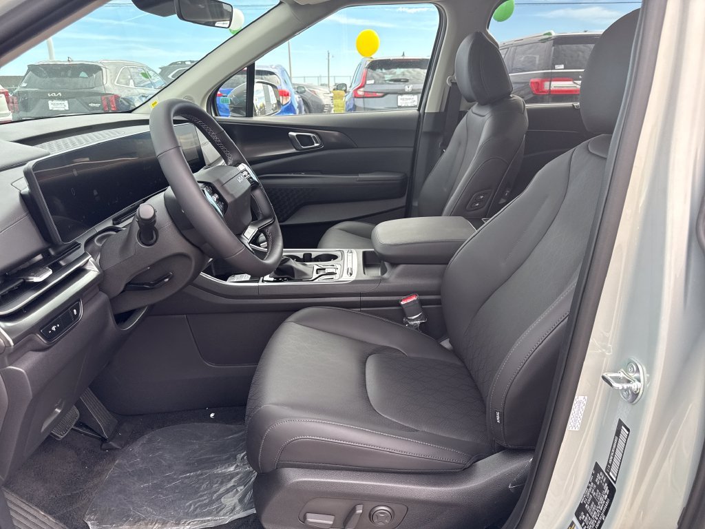 New 2027 Silver Kia SX image 13