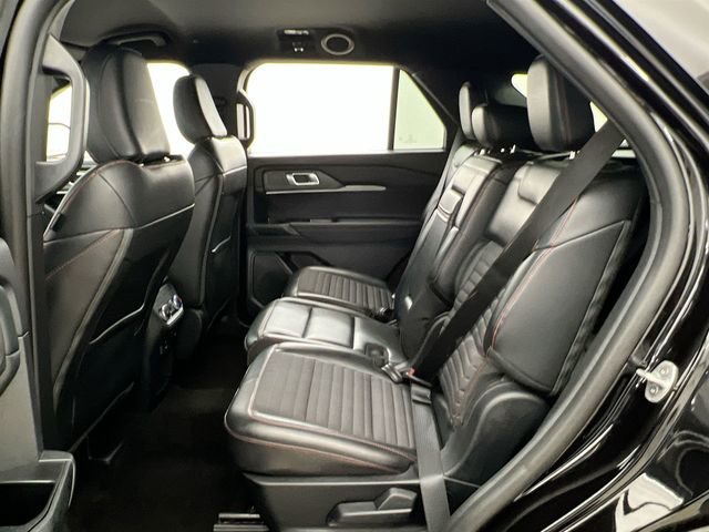 Used 2025 Black Metallic Ford ST-Line image 11