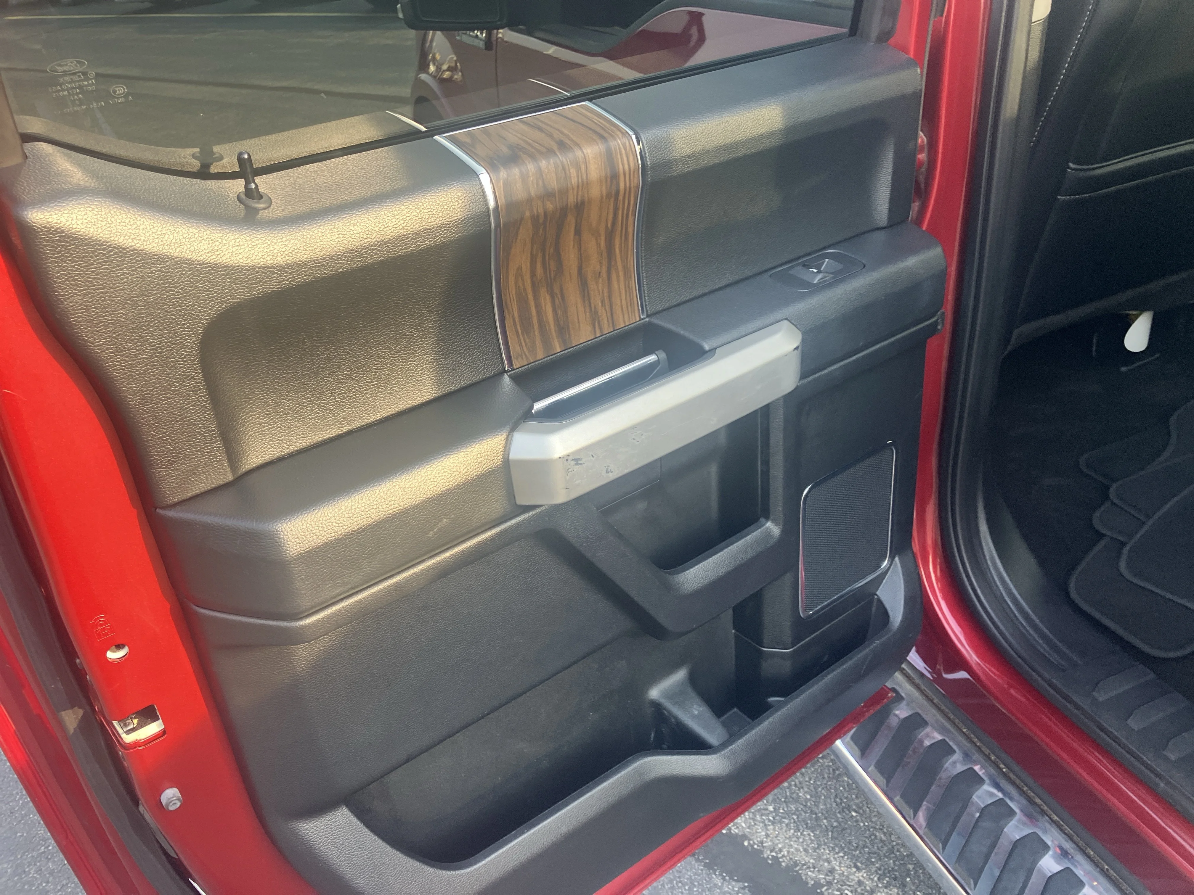 Used 2019 Red Ford LARIAT image 13