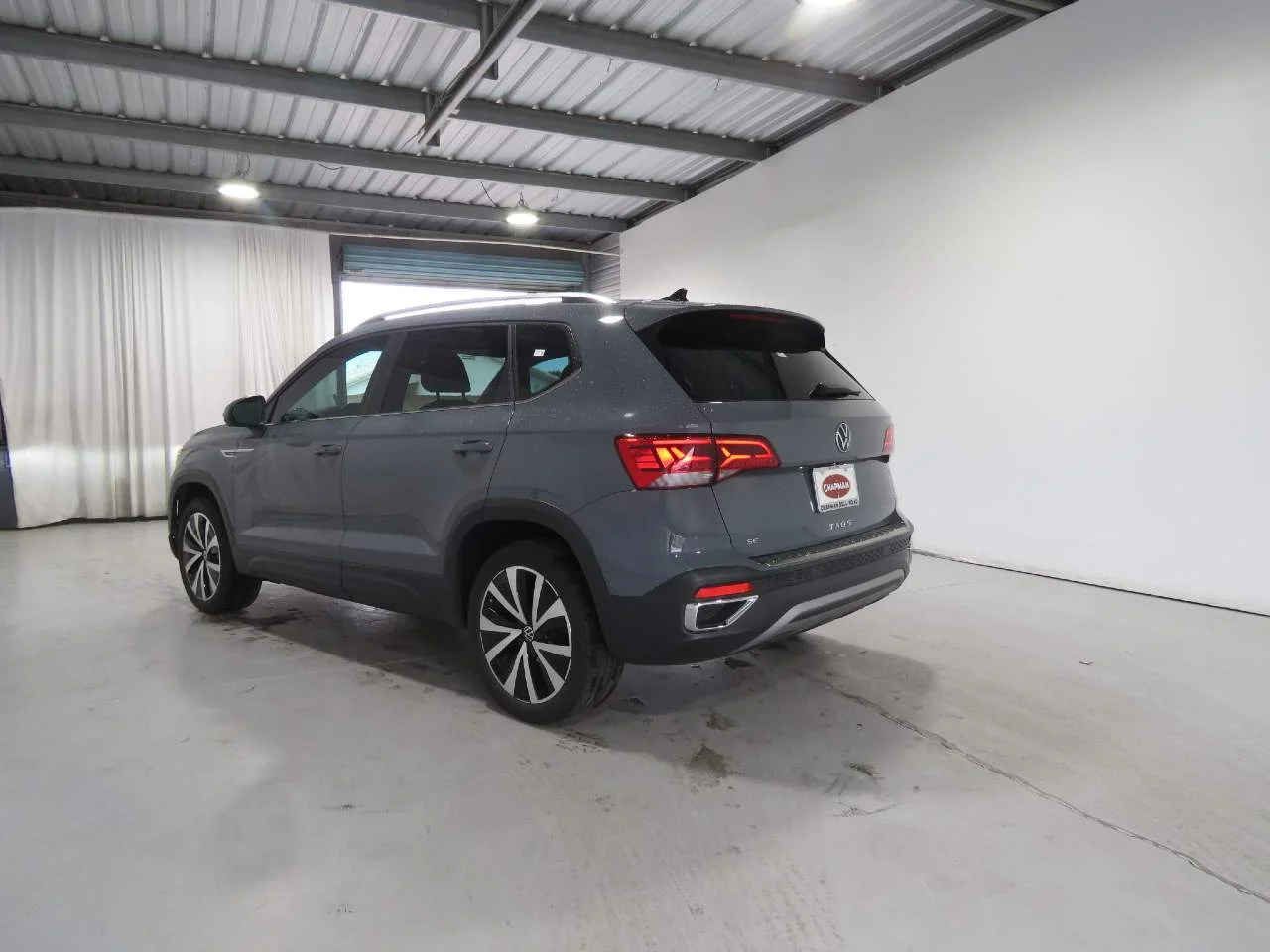 Used 2023 Pure Gray Volkswagen SE image 6