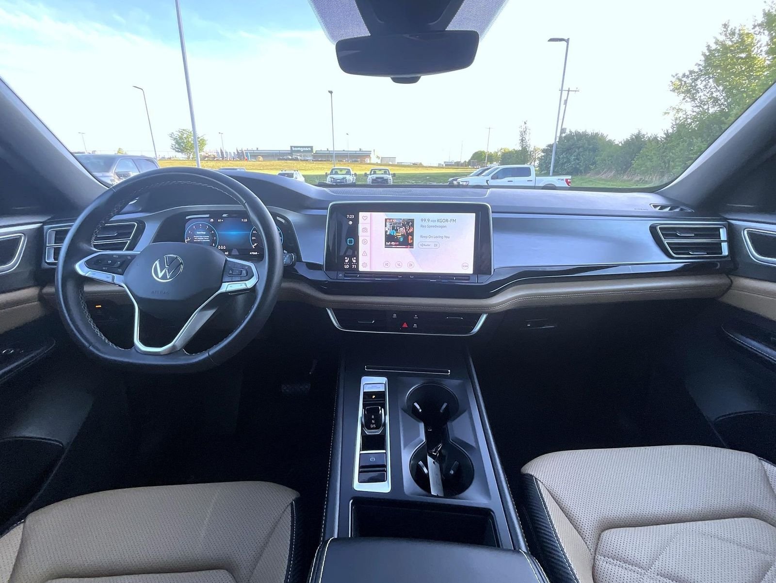 Used 2024 Gray Volkswagen 2.0T SE image 13