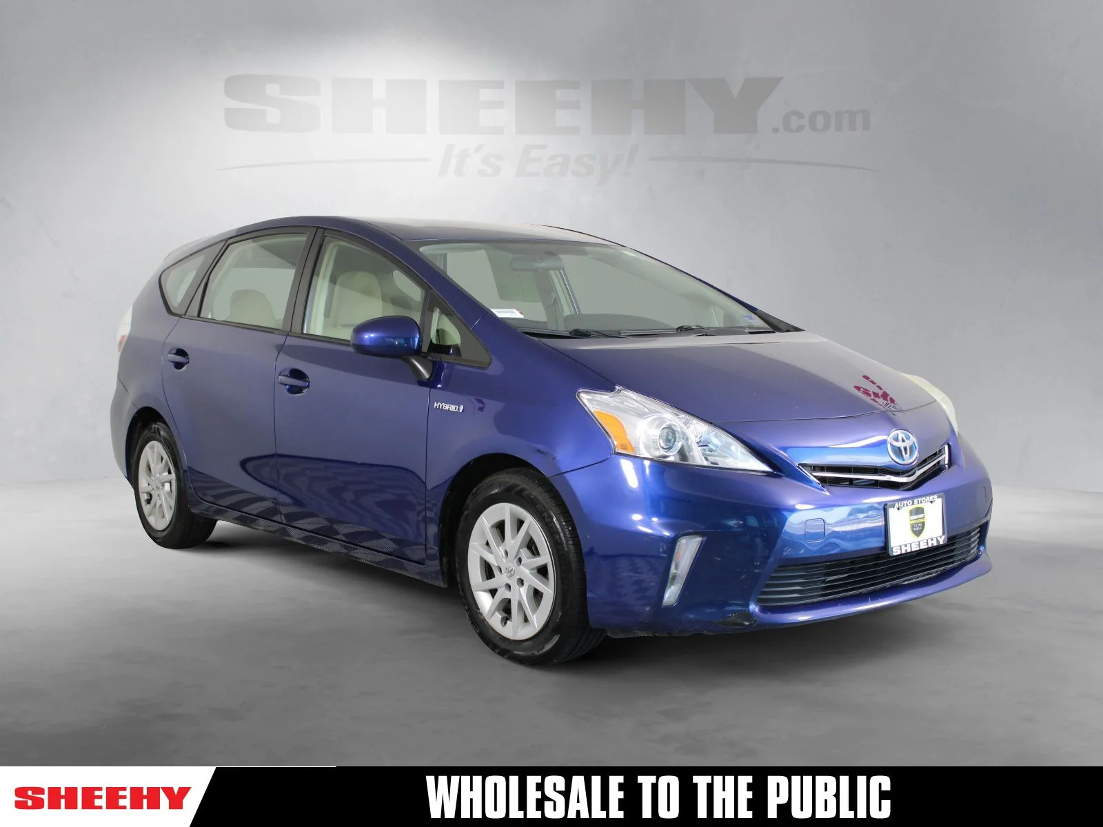 Used 2012 Blue Toyota Three image 1