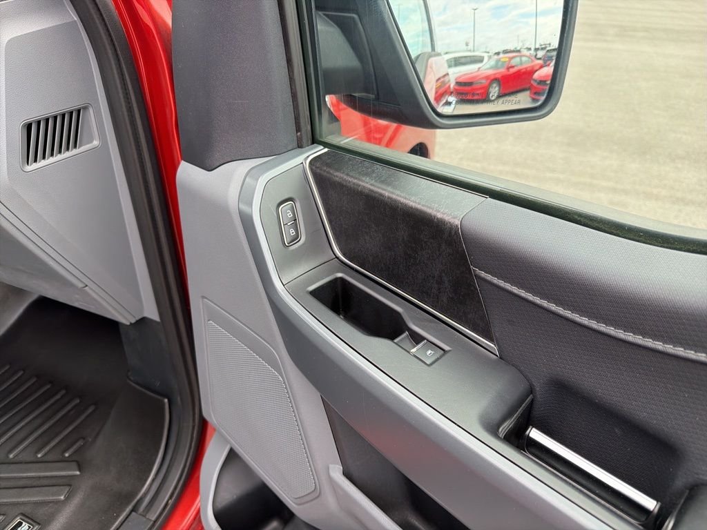 Used 2023 Red Ford XLT image 16