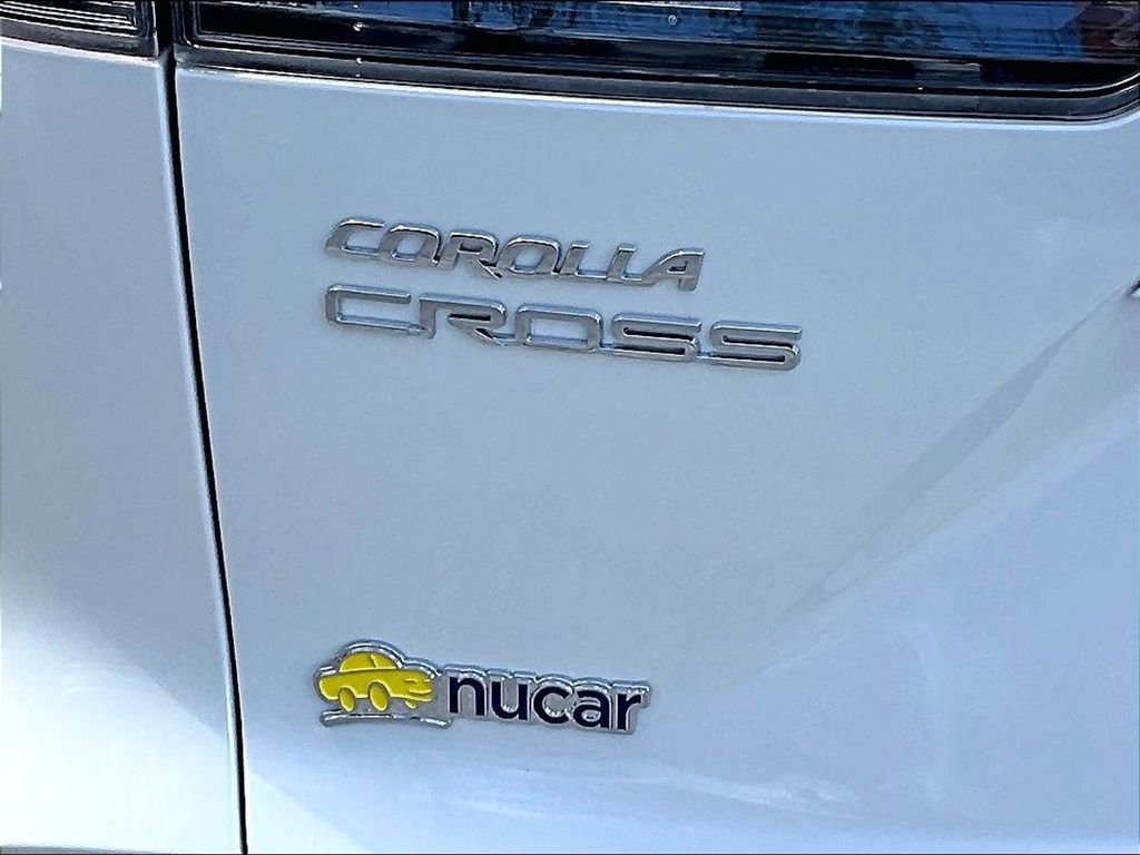 Used 2026 Beige Toyota L image 29