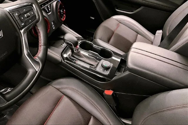 Used 2025 Sterling Gray Metallic Chevrolet RS image 17