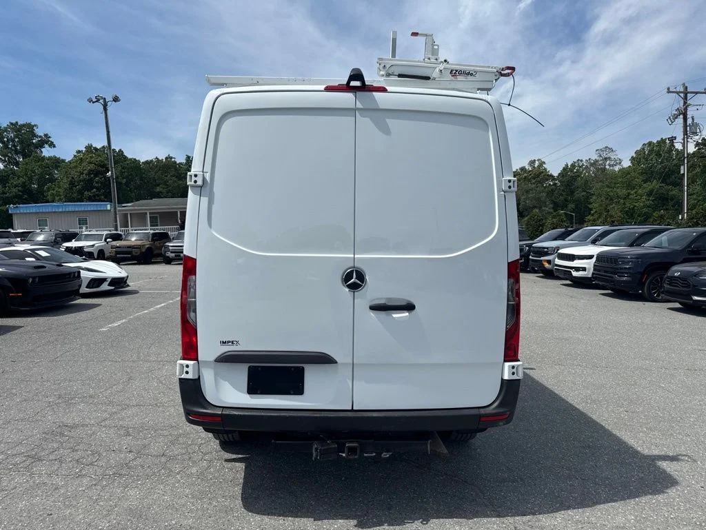 Used 2023 White Mercedes-Benz Cargo 144 WB image 2