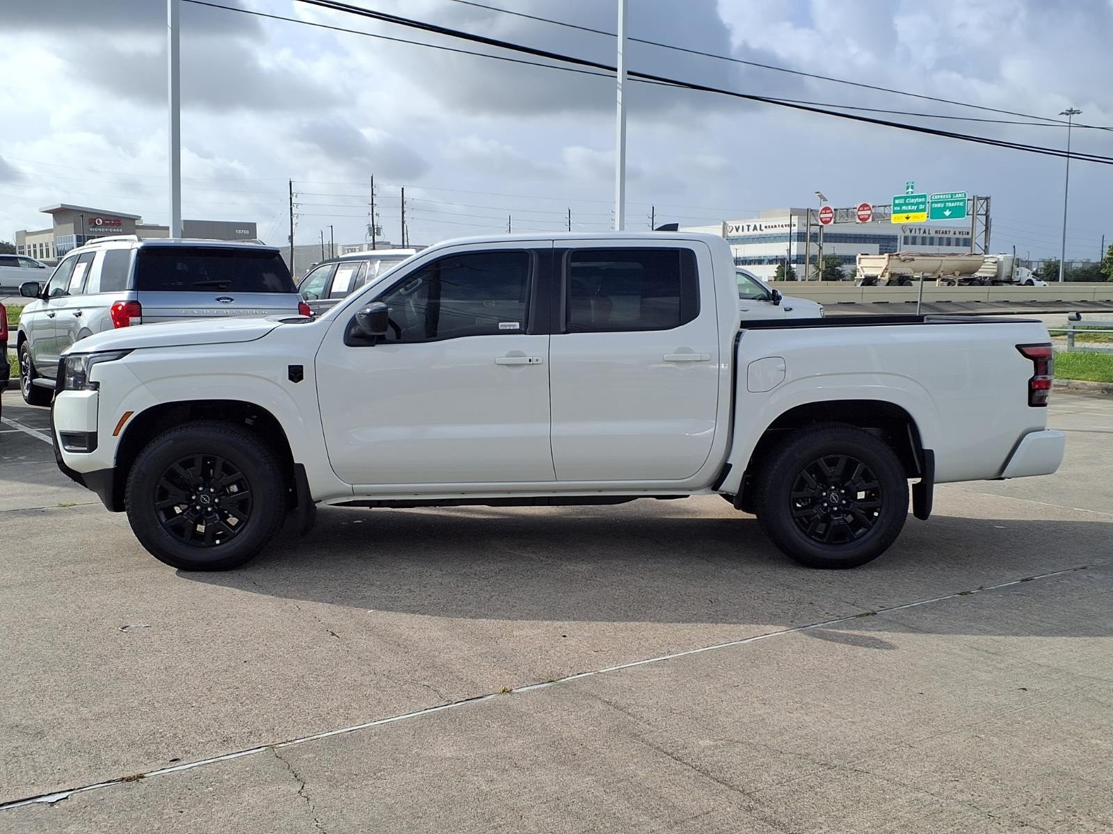 2026 Nissan Frontier Crew Cab SV - 7