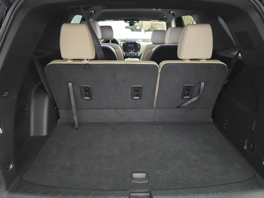 Used 2023 Black Metallic Chevrolet LT Leather image 11