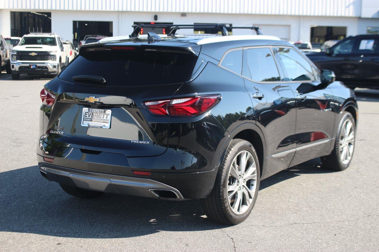 Used 2020 BLACK Chevrolet Premier image 7