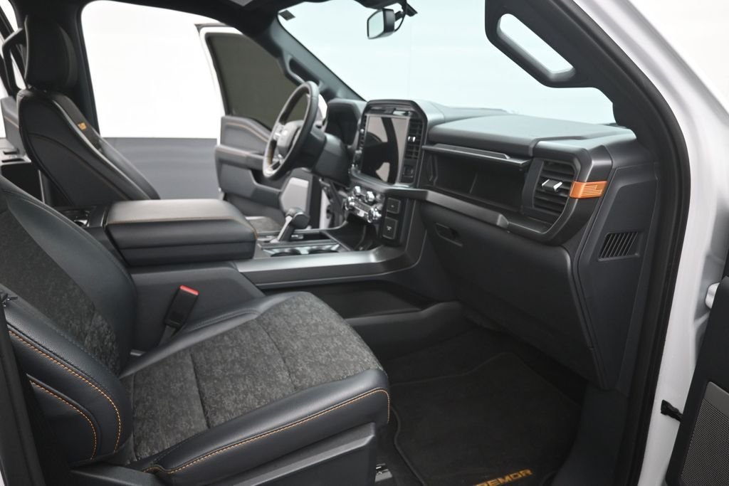Used 2025 White Ford Tremor image 24