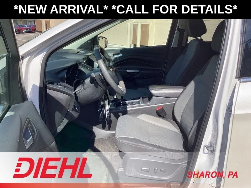 Used 2017 White Ford SE image 9