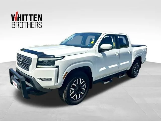 2024 Nissan Frontier SL Crew Cab 4X4's photo
