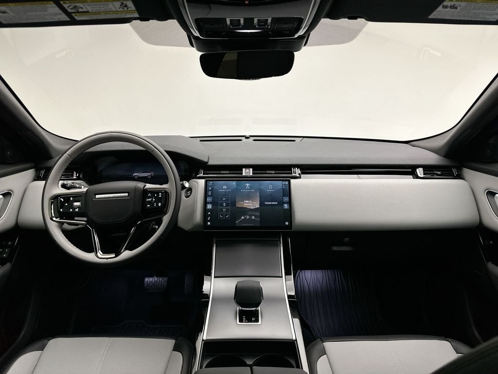 New 2026 Arroios Grey Land Rover S image 16