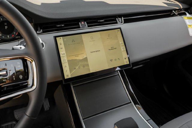 New 2026 Santorini Black Land Rover S image 33