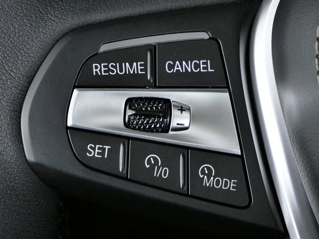 Used 2026 Blue Ridge Mountain Metallic BMW xDrive40i image 42